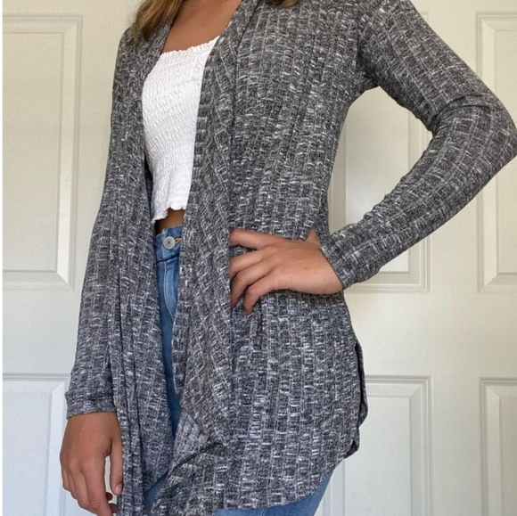 Heathered Gray Long Cardigan Sweater - Picture 2 of 2